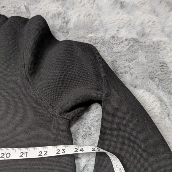 NWT Quince Women's Black Blazer 100% Organic Cotton - Picture 7 of 8